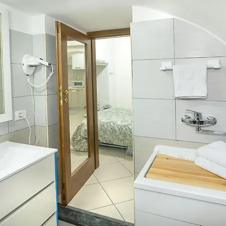 Casa Aristide 住宿加早餐酒店