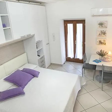 Casa Aristide 住宿加早餐酒店 圣安吉洛