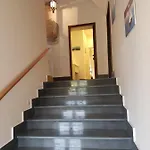 לינה וארוחת בוקר Casa Aristide 4*