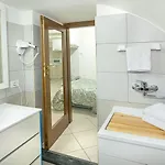 Casa Aristide לינה וארוחת בוקר