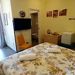 Casa Aristide לינה וארוחת בוקר 4*