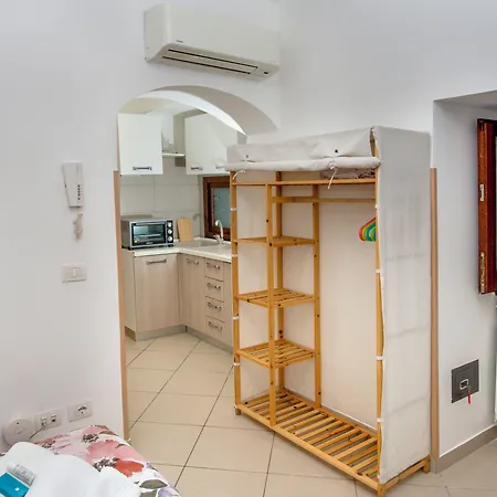 Casa Aristide Bed & Breakfast 4*